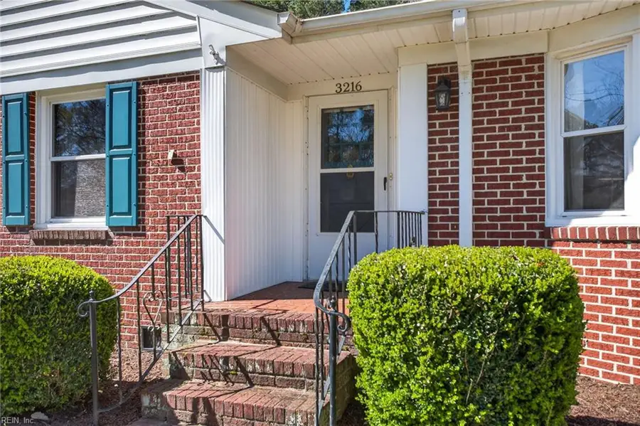 3216 Glenview Road, Chesapeake, VA 23321 - #3