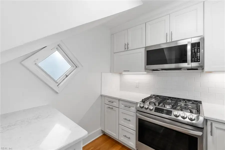 407 Warren Crescent #1, Norfolk, VA 23507 - #3