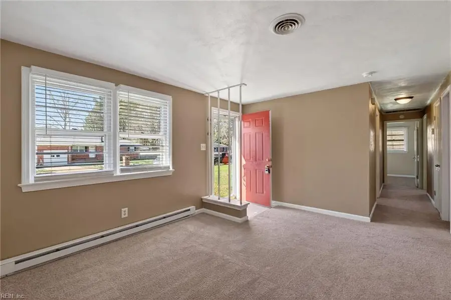 500 Greenway Drive, Chesapeake, VA 23322 - #3