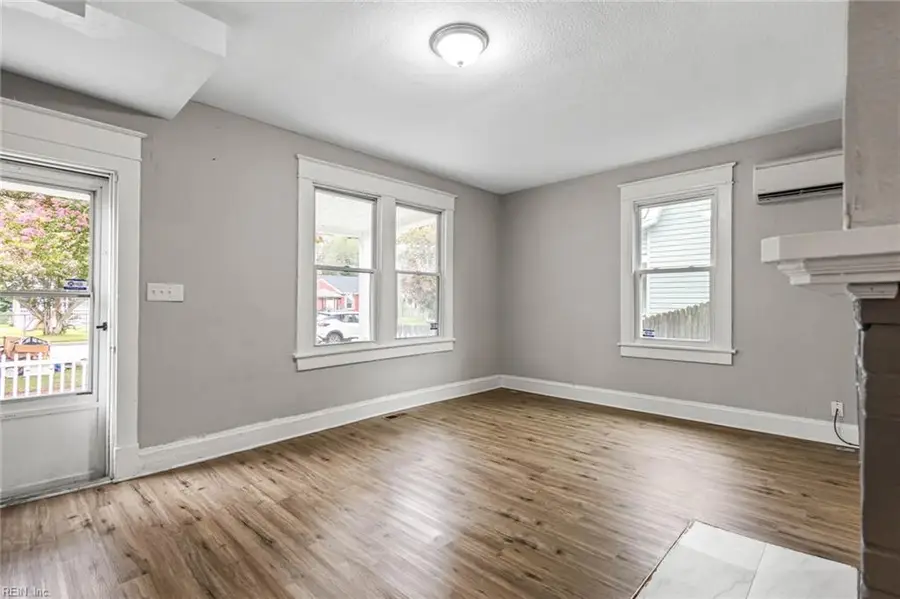 123 Rogers Avenue, Norfolk, VA 23505 - #3