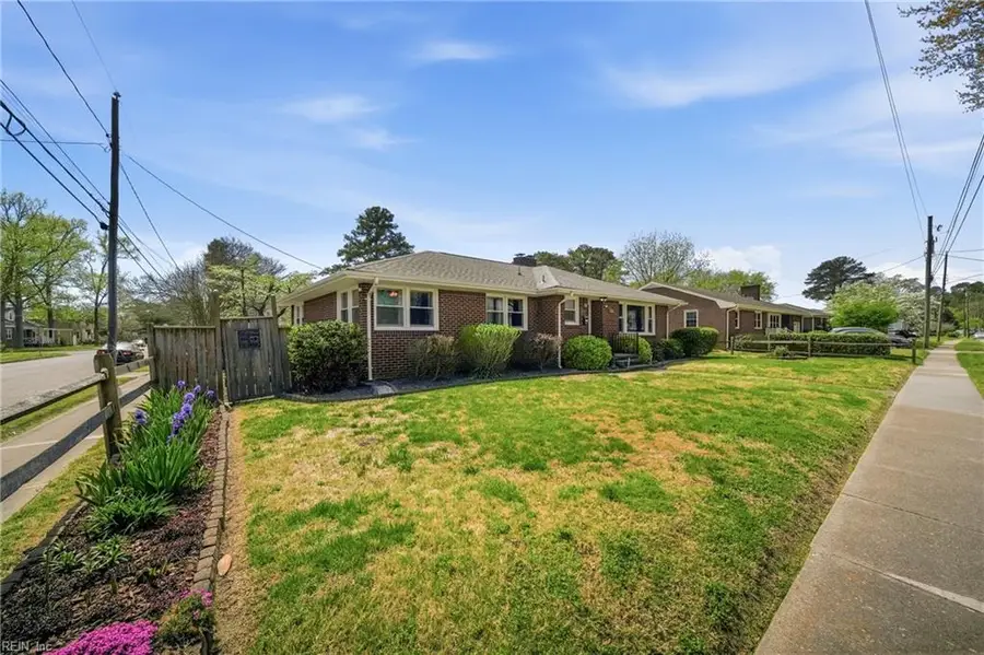 235 E Evans Street, Norfolk, VA 23503 - #3