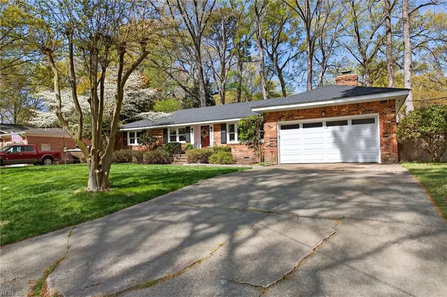 521 Heather Drive, Virginia Beach, VA 23462 - #2