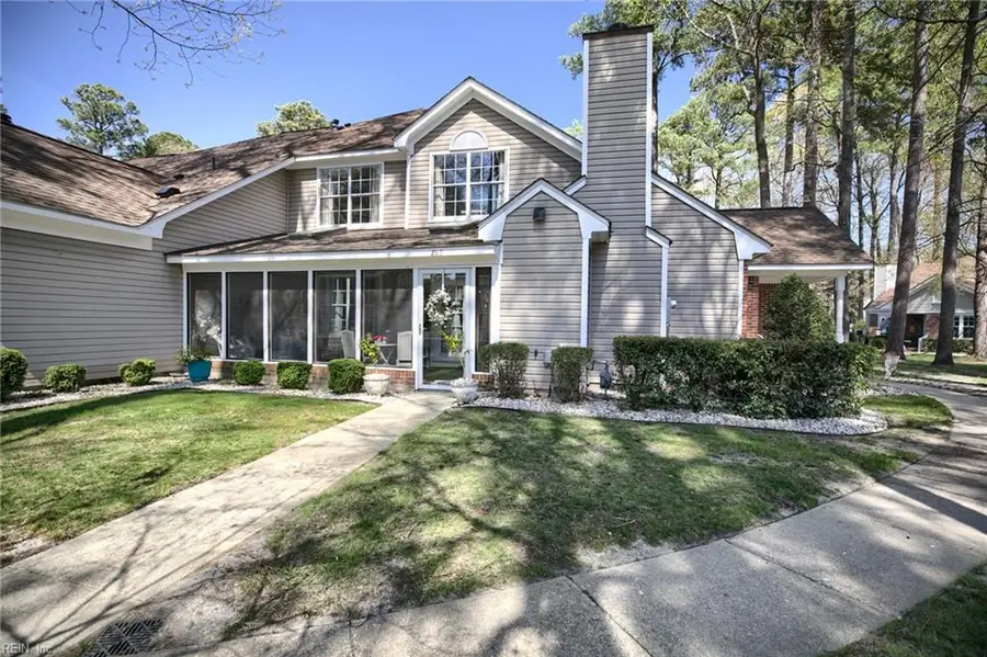 862 Gleneagles Drive, Newport News, VA 23602 - #2