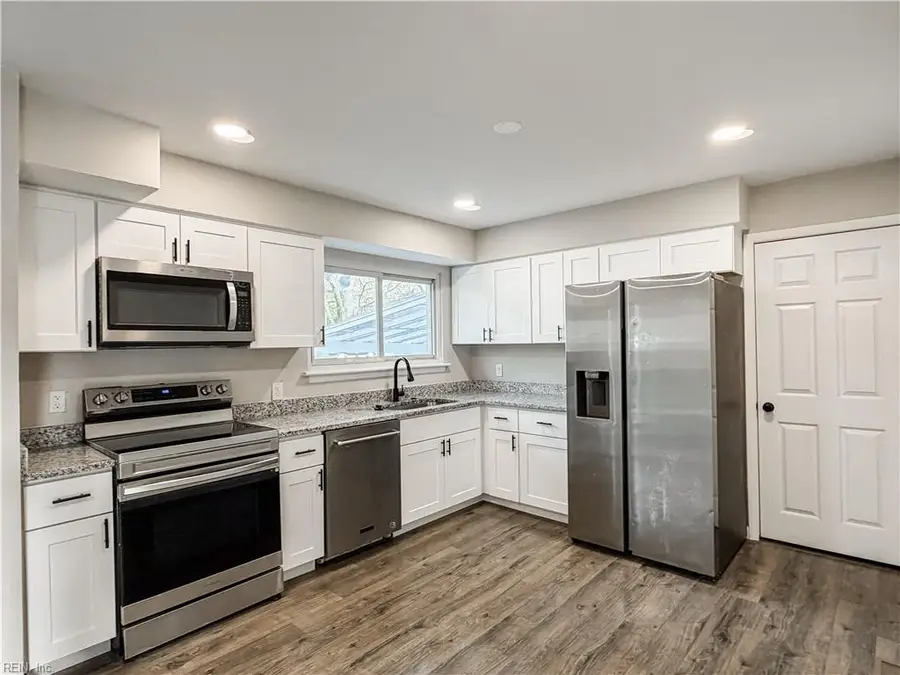 12 Astor Drive, Newport News, VA 23608 - #2