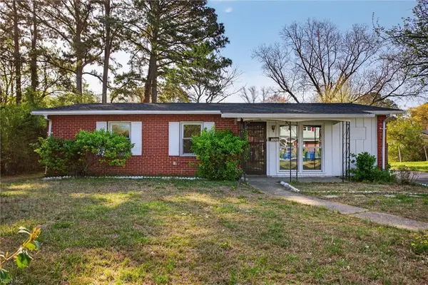 122 Jenness Lane, Newport News, VA 23602