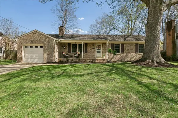 864 Costigan Drive, Newport News, VA 23608