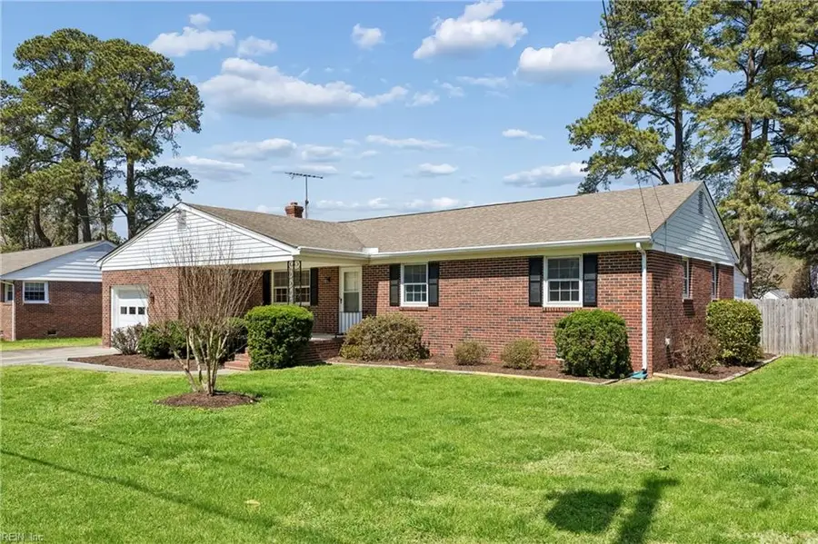 18 Magnolia Lane, Poquoson, VA 23662 - #2