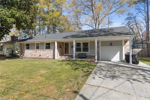 44 Gainsborough Place, Newport News, VA 23608