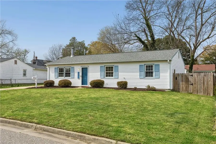 412 Dunmore Drive, Newport News, VA 23602 - #3