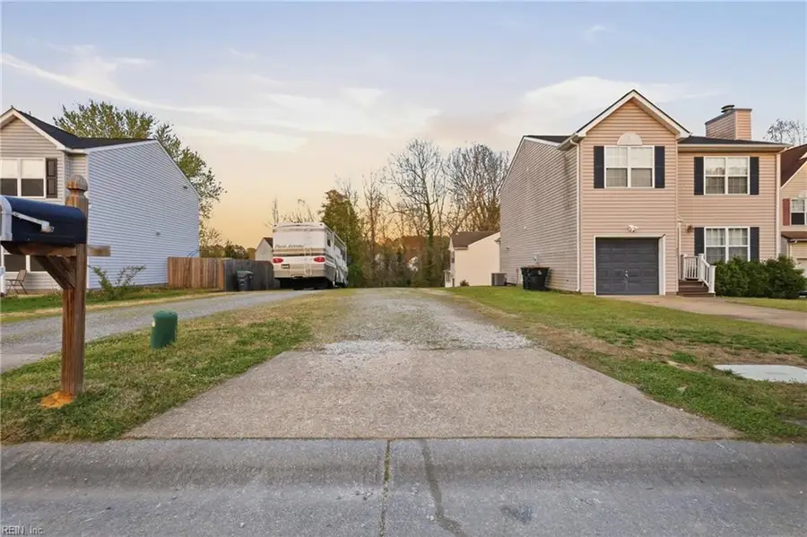 209 Bruton Drive, Williamsburg, VA 23185 - #2