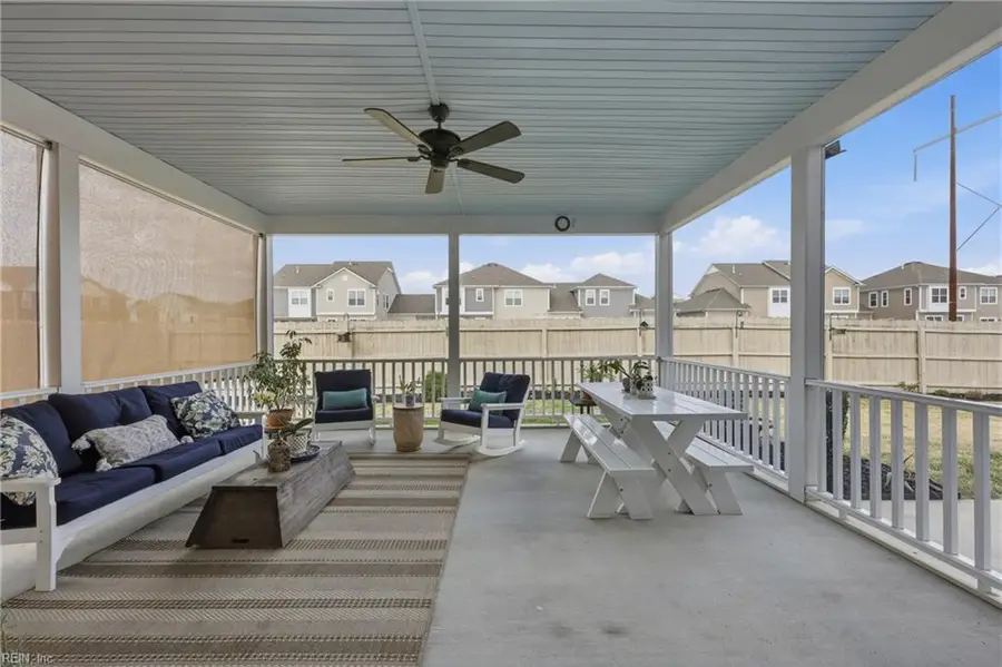 661 Middleton Way, Chesapeake, VA 23322 - #2