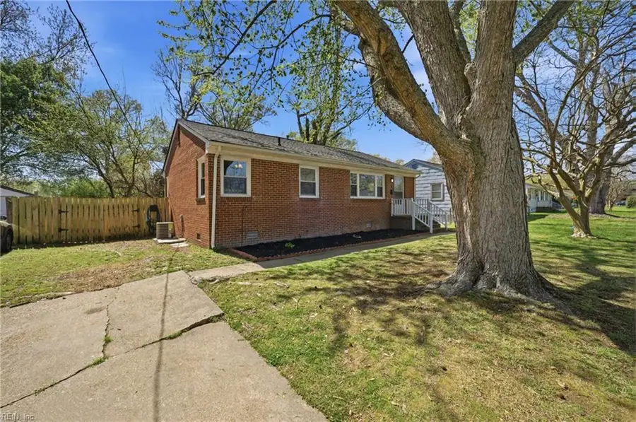 7 Ambrose Lane, Hampton, VA 23663 - #2