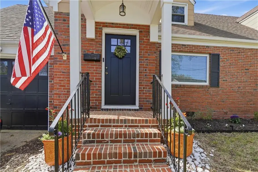 517 Butterworth Street, Norfolk, VA 23505 - #3
