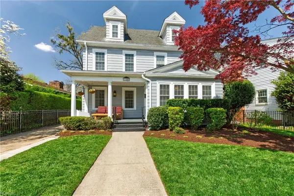 1108 Jamestown Crescent, Norfolk, VA 23508