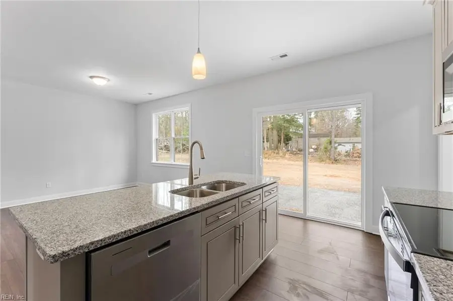 8978 Marlfield Road, Gloucester, VA 23061 - #2