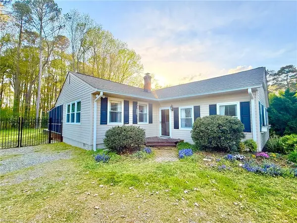 1500 Hampton Highway, Yorktown, VA 23693