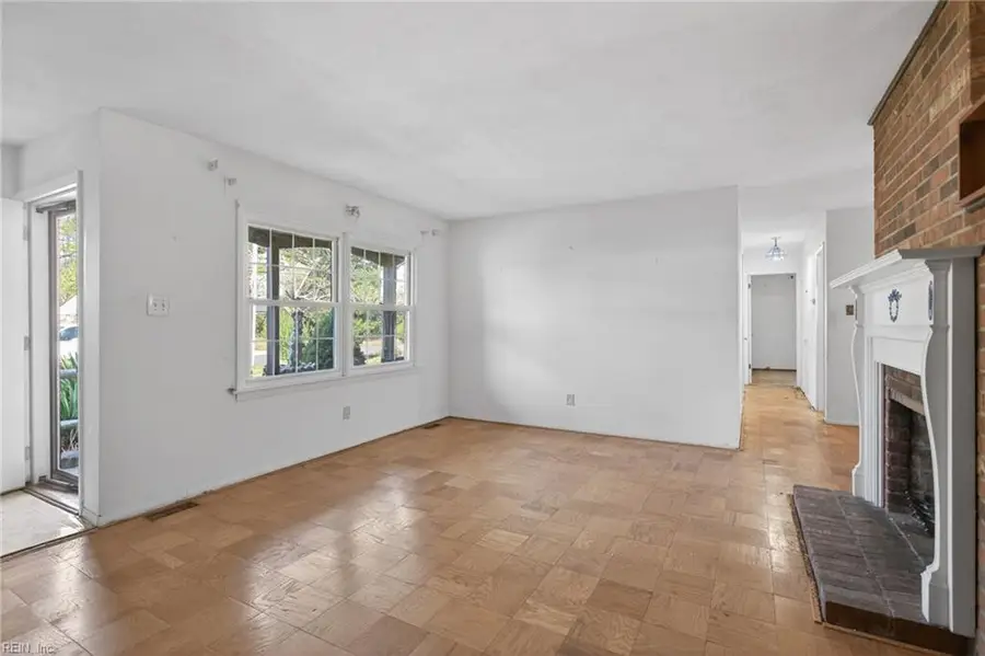 5424 Hatteras Road, Virginia Beach, VA 23462 - #2