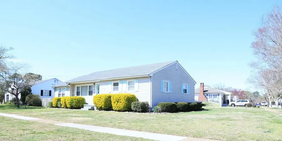 8447 Capeview Avenue, Norfolk, VA 23503 - #2