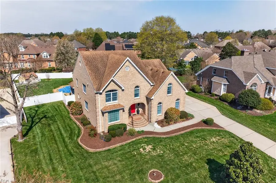 4212 Mckenna Close, Chesapeake, VA 23321 - #3