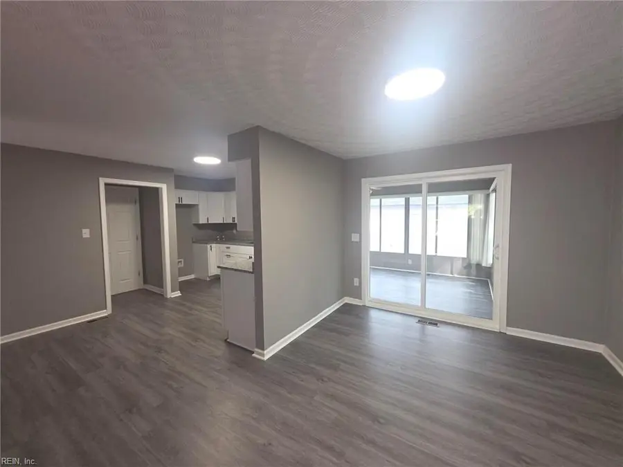 536 Southgate Avenue, Virginia Beach, VA 23462 - #3