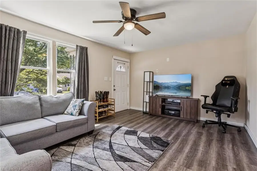 222 Charles Avenue, Portsmouth, VA 23702 - #2