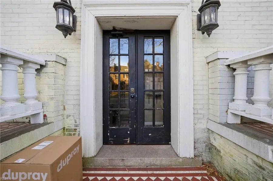 1015 Colonial Avenue #4, Norfolk, VA 23507 - #2
