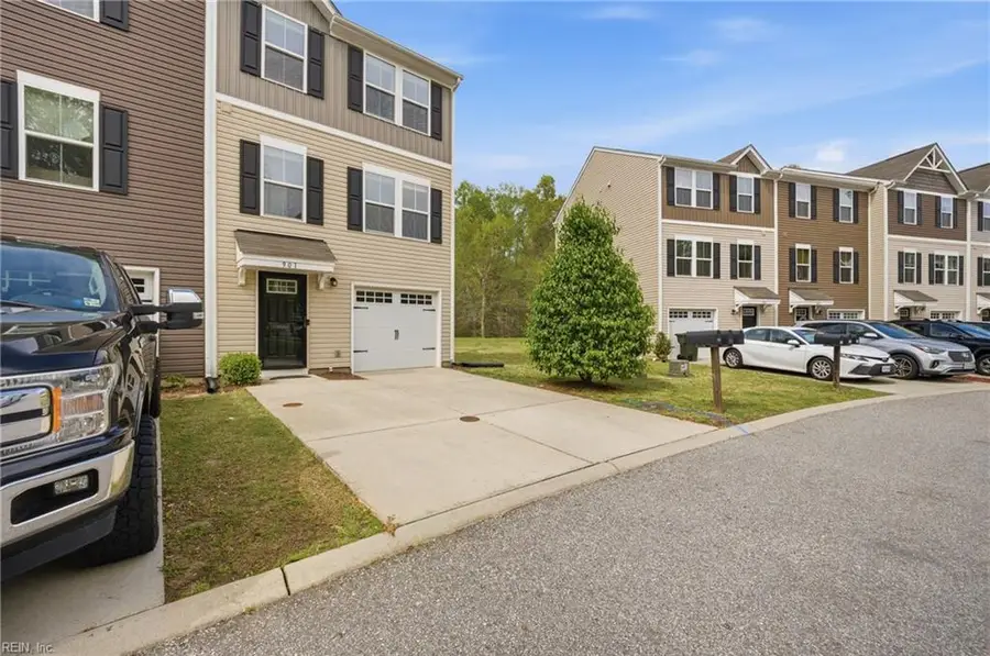 901 Lakeview Cove, Smithfield, VA 23430 - #2