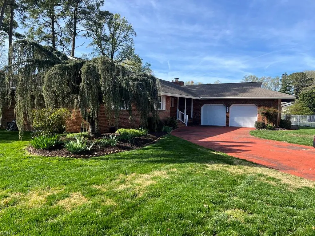 207 Captains Court, Hampton, VA 23669 - #1