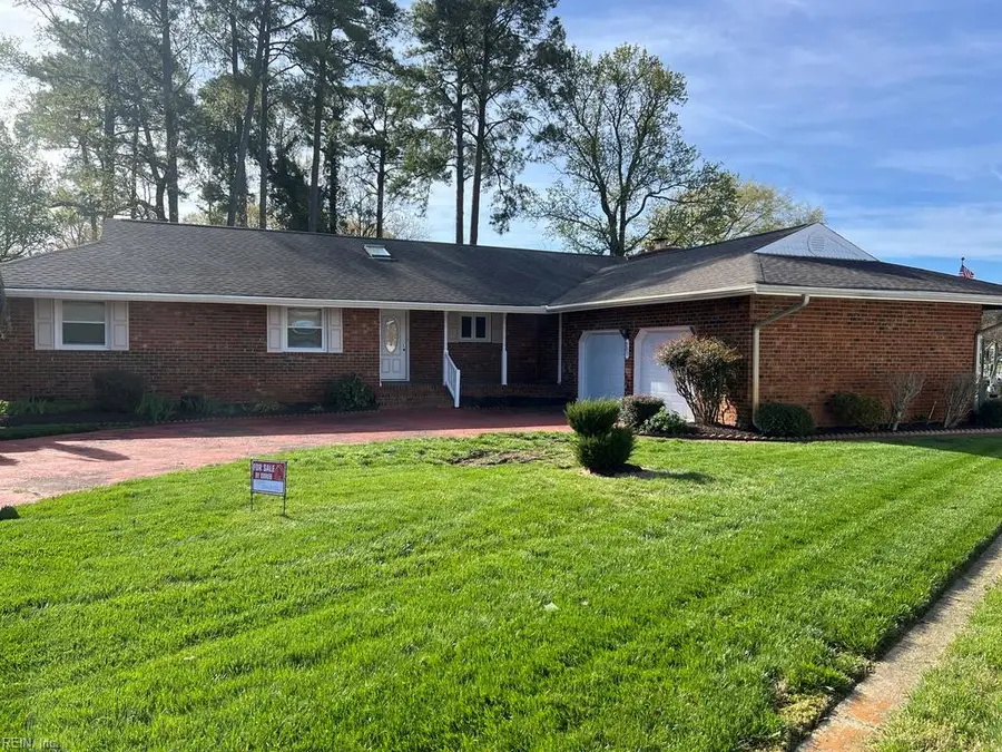 207 Captains Court, Hampton, VA 23669 - #2