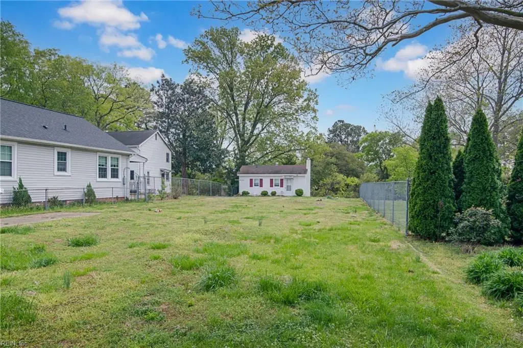 8 Magnolia Place, Hampton, VA 23669 - #1