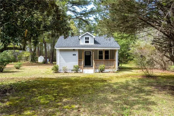 633 Fitchetts Wharf Road, Mathews, VA 23109