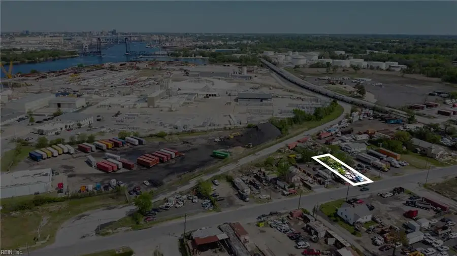 435 Freeman Avenue, Chesapeake, VA 23324 - #3