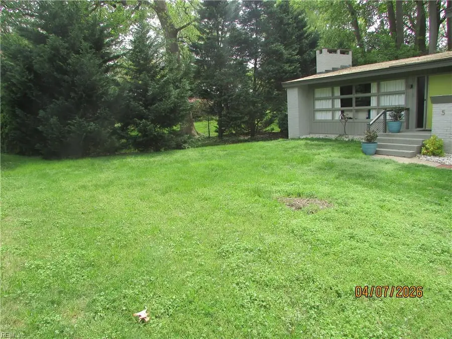 5 Downing Place, Newport News, VA 23606 - #2