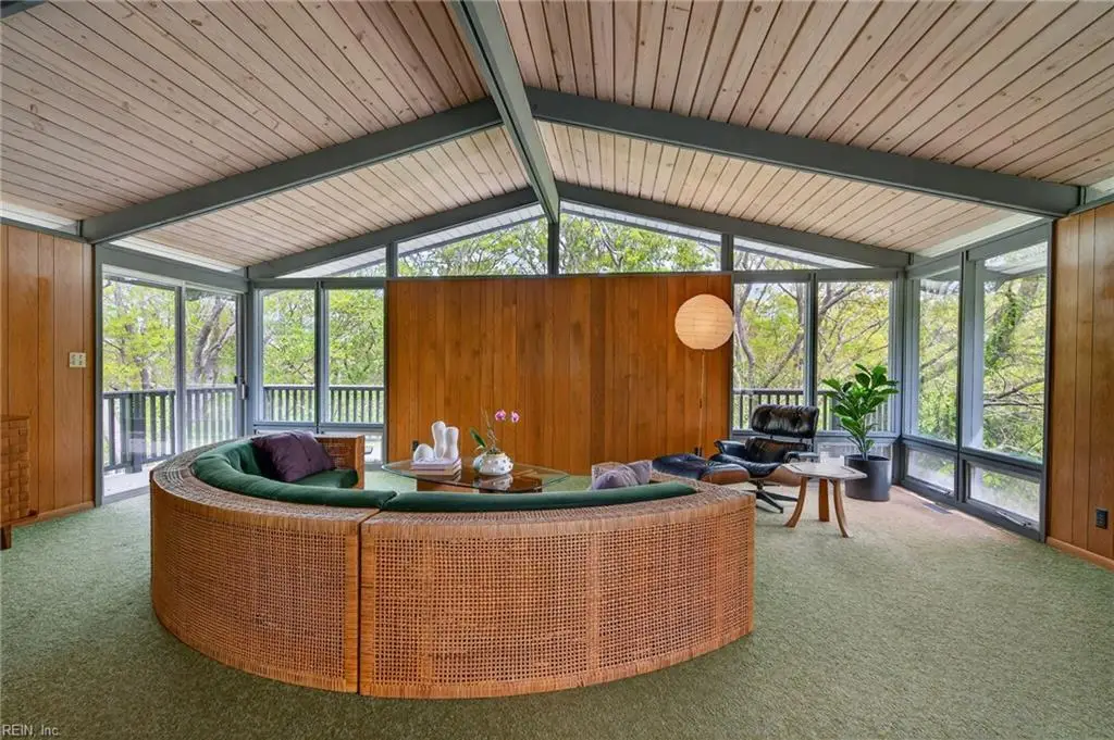 305 Discovery Crescent, Virginia Beach, VA 23451 - #1