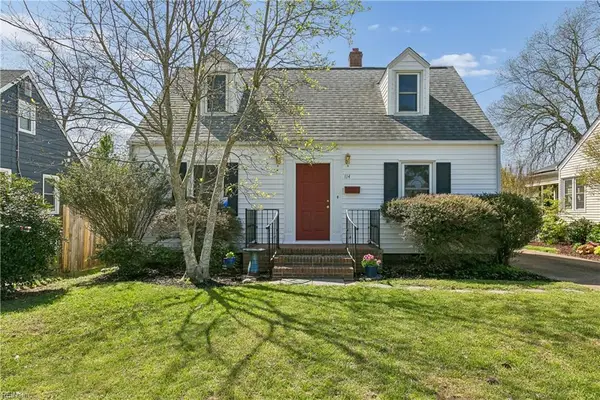 114 Cambridge Place, Hampton, VA 23669