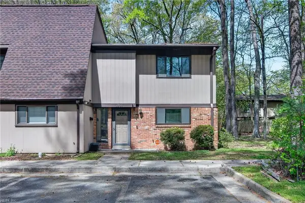 1007 Willow Green Drive, Newport News, VA 23602