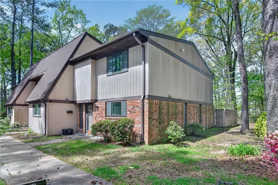 1007 Willow Green Drive, Newport News, VA 23602 - #2