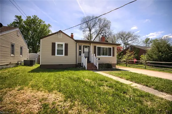 124 Cambridge Place, Hampton, VA 23669