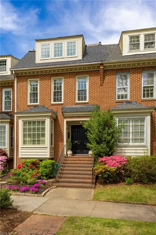 809 Botetourt Gardens, Norfolk, VA 23507 - #1