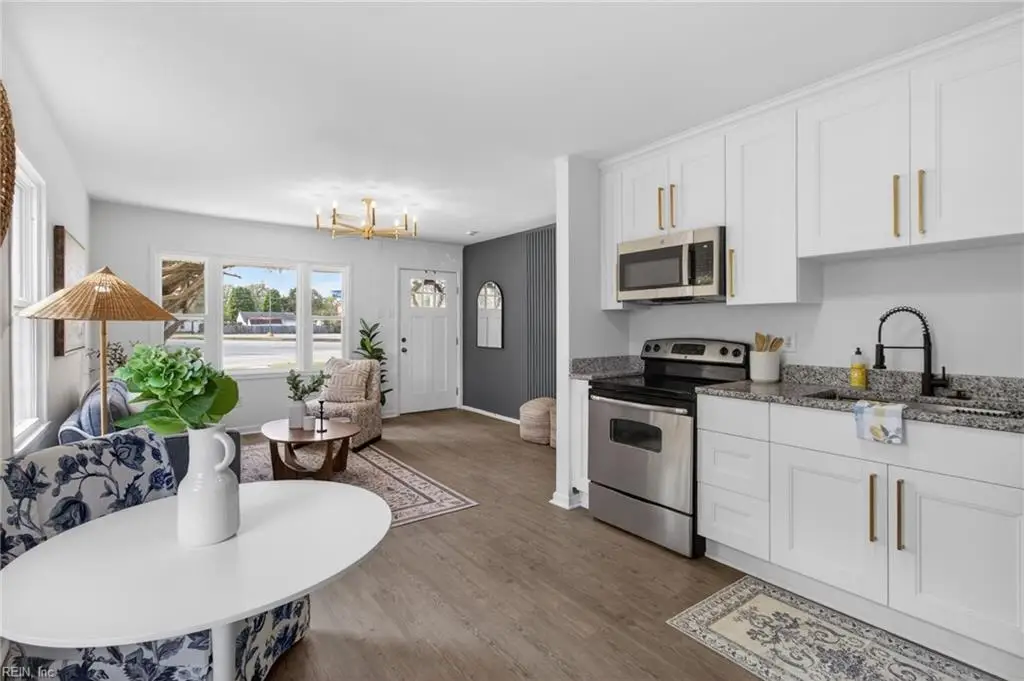 530 Price Street, Hampton, VA 23663 - #1