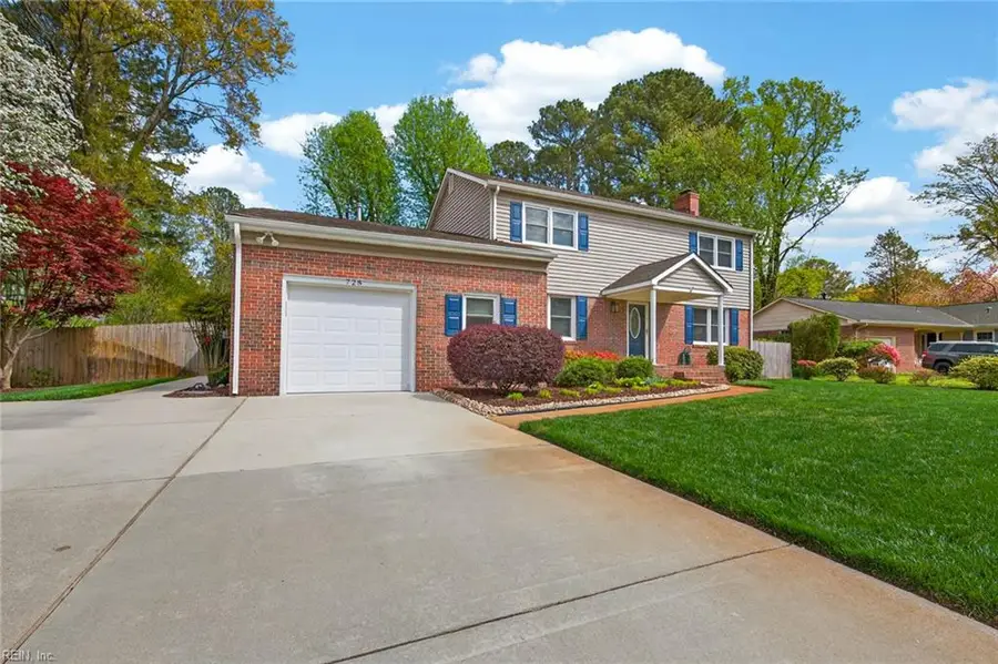 728 Queen Elizabeth Drive, Virginia Beach, VA 23452 - #3