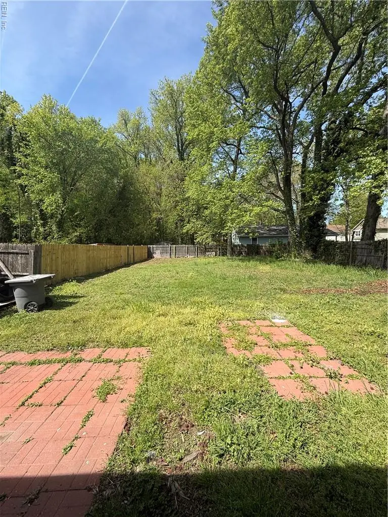 535 Greenbriar Avenue, Hampton, VA 23669 - #3