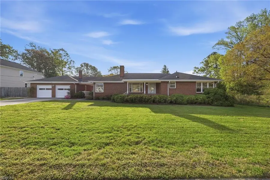 204 E Mcginnis Circle, Norfolk, VA 23502 - #2