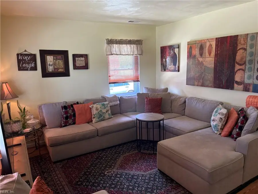 805 Portland Street, Chesapeake, VA 23324 - #2