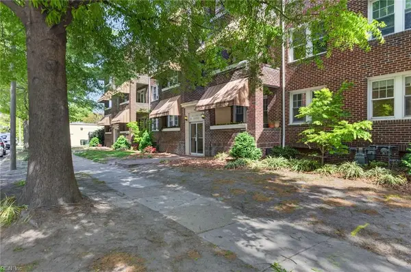 742 Washington Park #B2, Norfolk, VA 23517