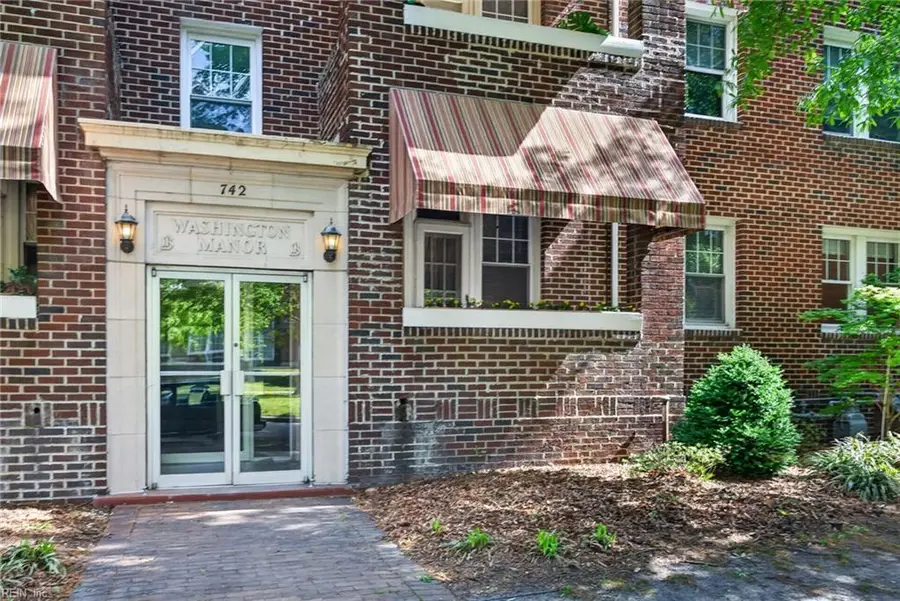 742 Washington Park #B2, Norfolk, VA 23517 - #3