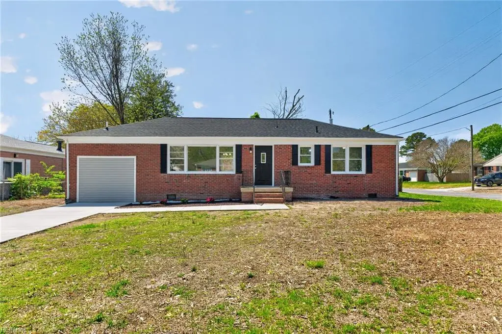 19 Saint Albans Drive, Hampton, VA 23669 - #1