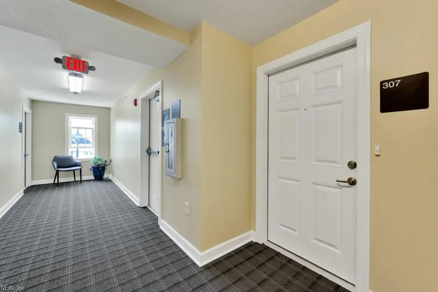 1016 Thoroughgood Way #307, Chesapeake, VA 23324 - #3