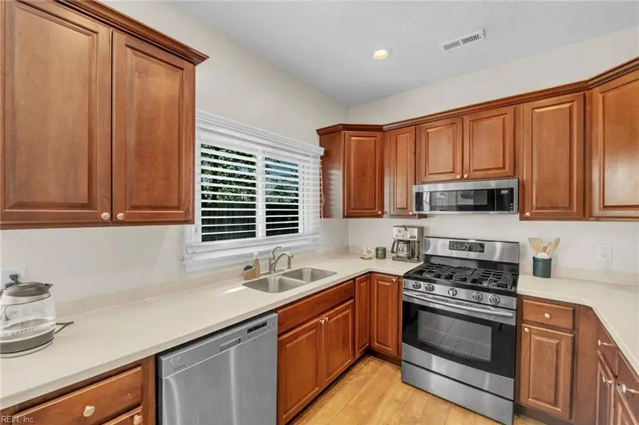 801 Whispering Woods Court, Virginia Beach, VA 23456 - #2