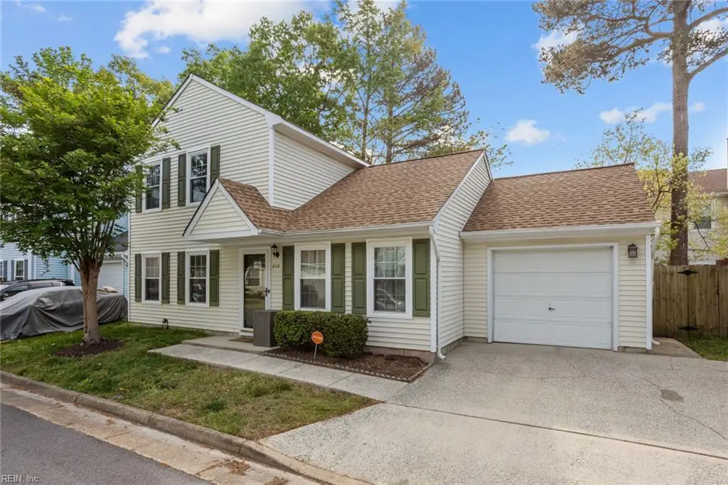 210 S Hunt Club Run, Newport News, VA 23608 - #1